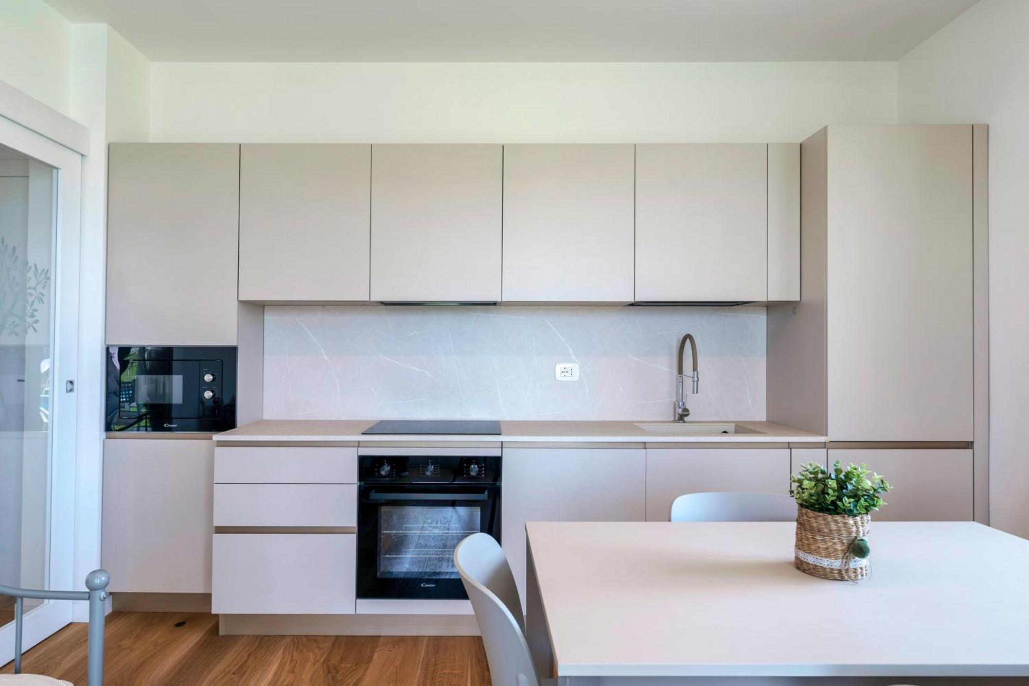 Lagobaldo Apartments - Regarda Travel Cola  ภายนอก รูปภาพ