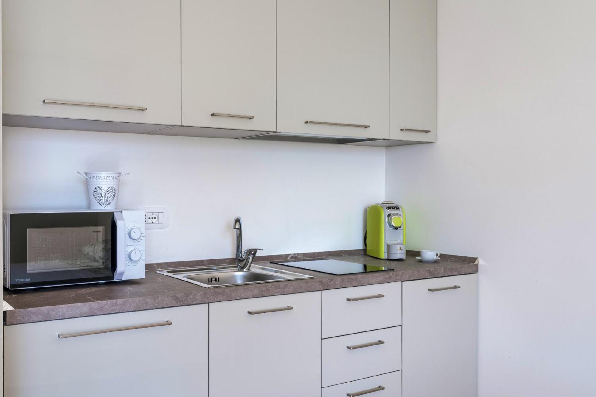 Lagobaldo Apartments - Regarda Travel Cola  ภายนอก รูปภาพ